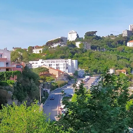 Centre Ville, Confort De 2 à 7 Pers. * Bastia (Corsica)
