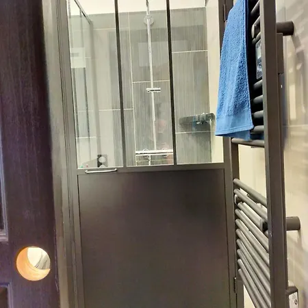 Appartement Centre Ville, Confort De 2 à 7 Pers. Bastia (Corsica)