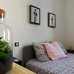 Centre Ville, Confort De 2 A 7 Pers. Apartment *