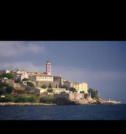 Centre Ville, Confort De 2 A 7 Pers. *