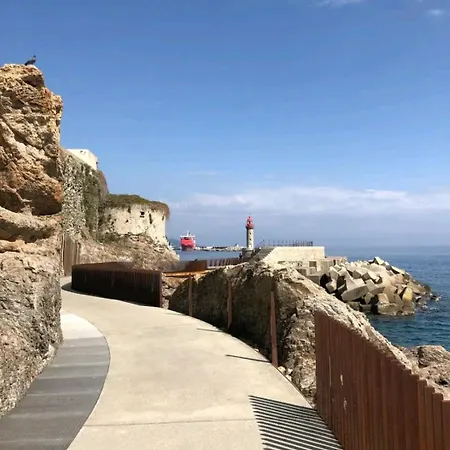 Centre Ville, Confort De 2 A 7 Pers.