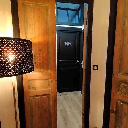 Centre Ville, Confort De 2 A 7 Pers. Lägenhet *