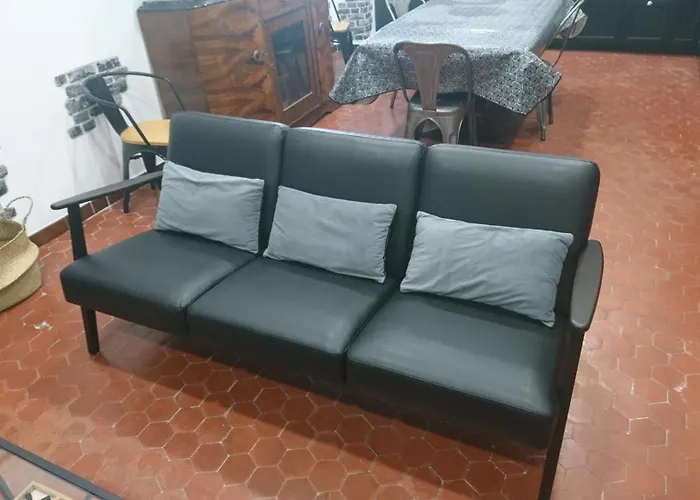 Centre Ville, Confort De 2 A 7 Pers. דירה בסטיה